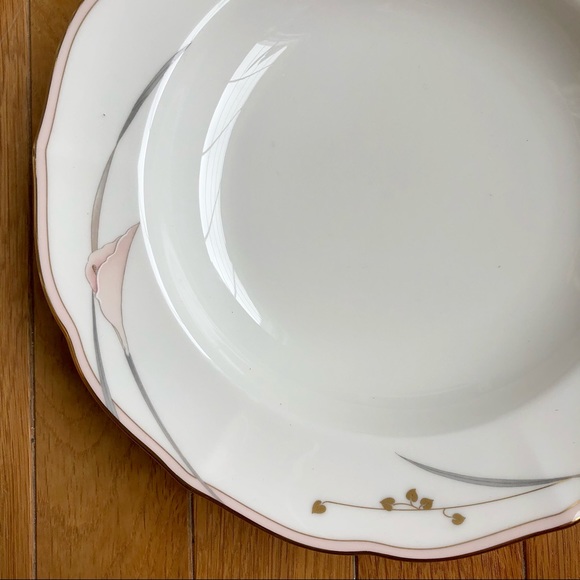New MIKASA Bellamy Large Rim Soup Bowl Bone China - Picture 5 of 16